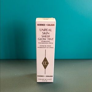 Charlotte Tilbury Unreal Skin Sheer Glow Tint Foundation